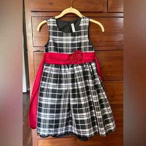 Holiday Dress Size 10 Empire waist Full 3/4 length & red sash new no tags